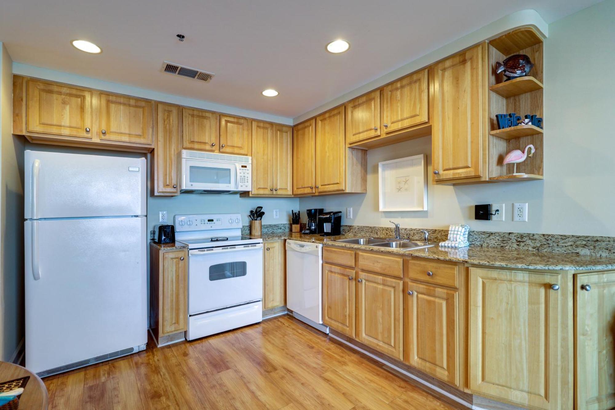 Gulf Front! 2 Bedroom 2 Ba! 11Th Floor Condo + Condo Amenities! Panama City Beach Esterno foto